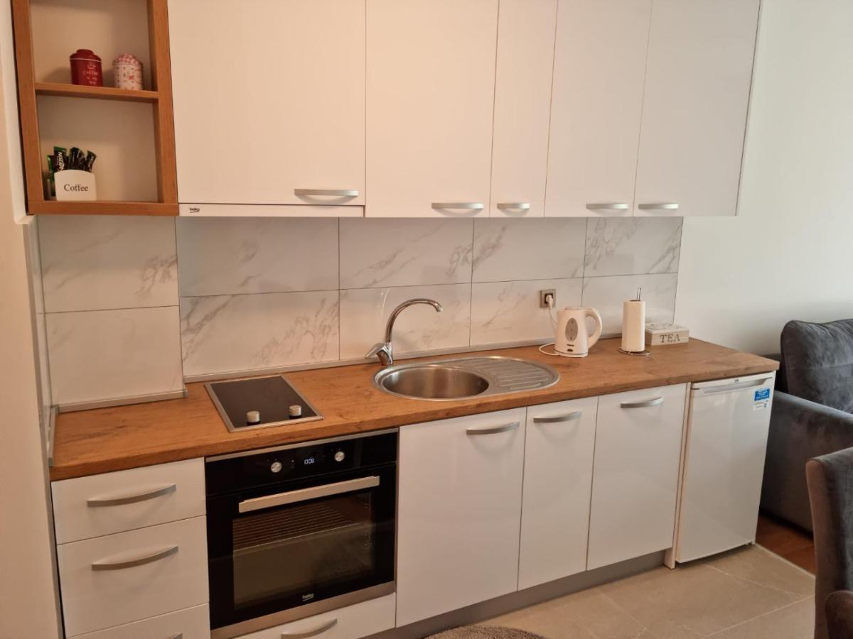 Kami Apartment